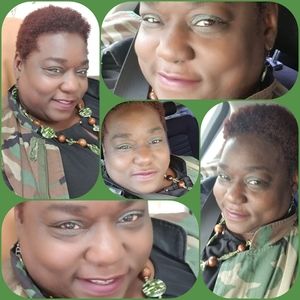 Meet your Posher, Stephanie